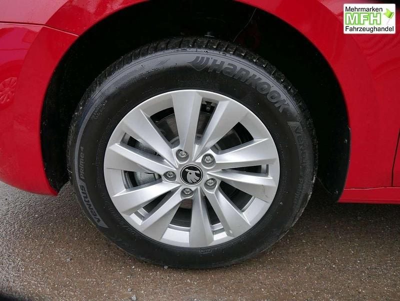 Neu Skoda Octavia Selection 150 PS (110 kW) 2025 Velvetrot metallic Kombi