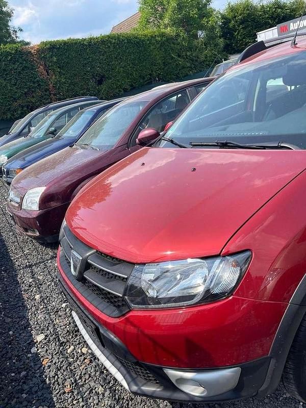 Gebraucht Dacia Sandero 90 PS (66 kW) 2015 Limousine