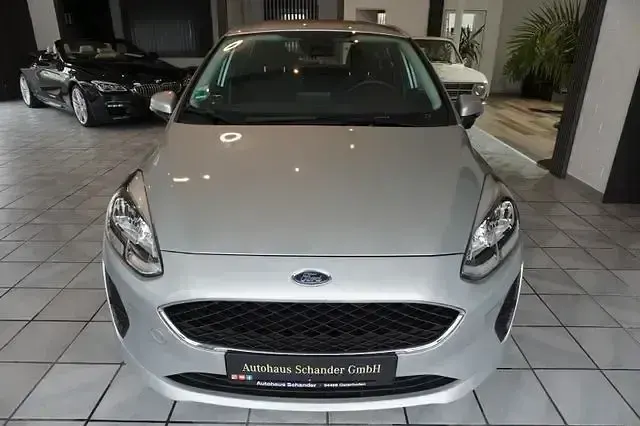 Second-hand Ford Fiesta 75 CP (55 kW) 2020 Argintiu Hatchback