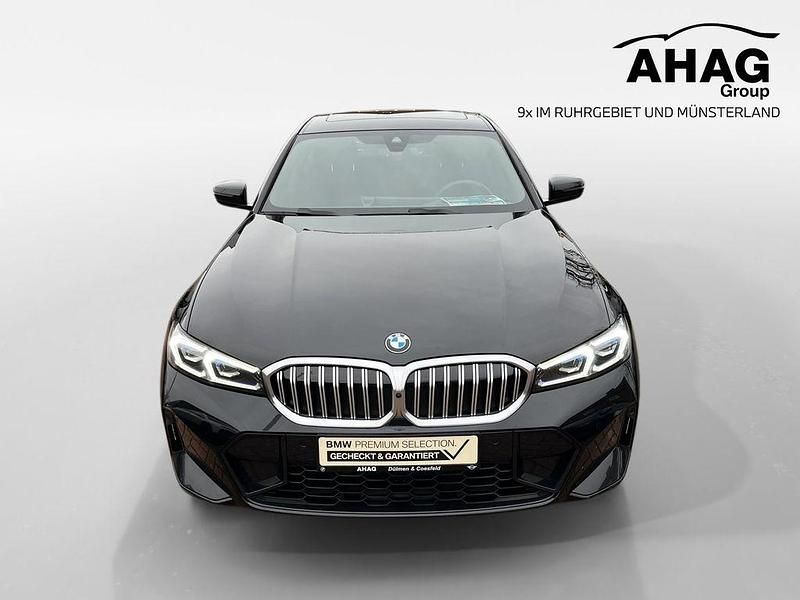 Gebraucht BMW 330 Performance 245 PS (180 kW) 2025 Schwarz Limousine