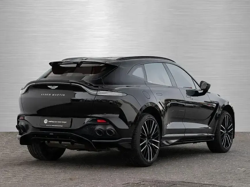 Neu Aston Martin DBX 707 707 PS (519 kW) 2025 Schwarz SUV