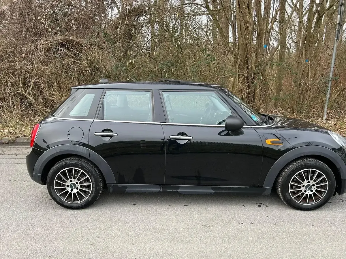 Gebraucht Mini One D 95 PS (69 kW) 2015 Schwarz Kleinwagen