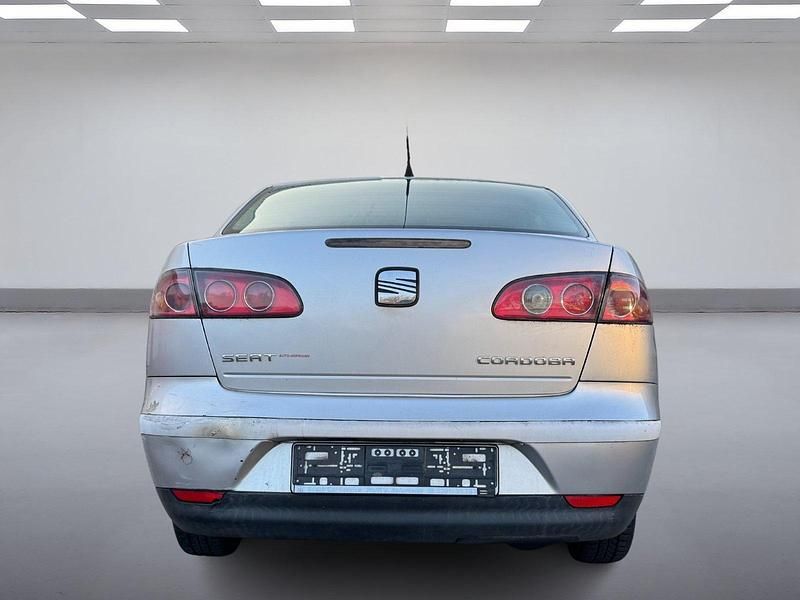Gebraucht Seat Cordoba 101 PS (74 kW) 2003 Silber Limousine