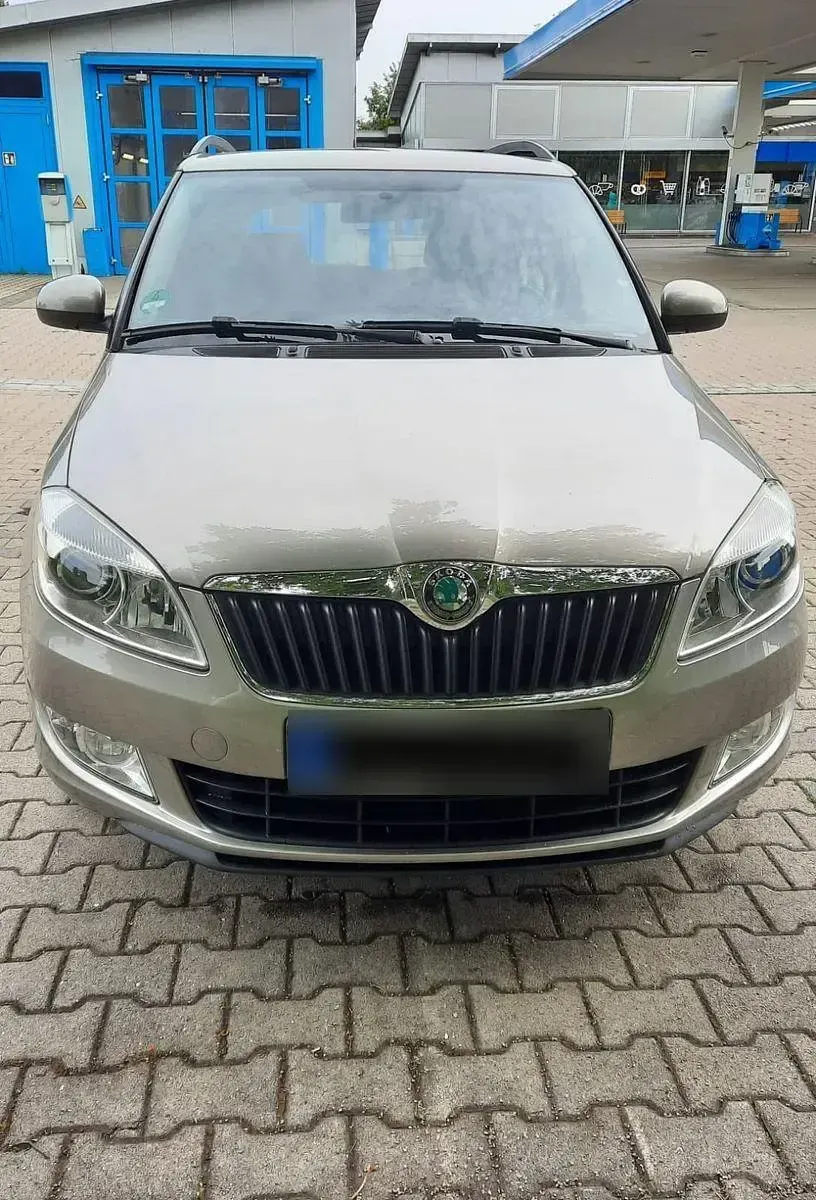 Gebraucht Skoda Fabia 105 PS (77 kW) 2011 Silber Kombi