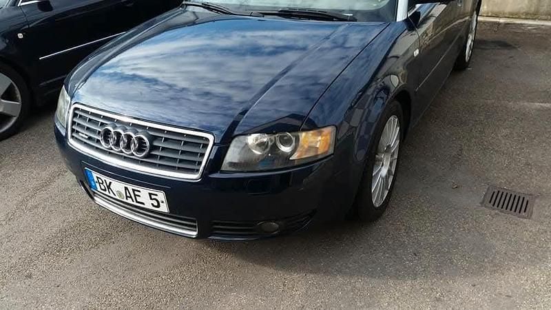 Blau Gebraucht 2005 Audi Cabriolet Sport Cabrio | 1.800 € - Bild 1/4