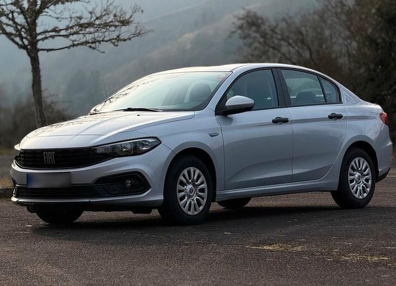 Gebraucht Fiat Tipo 95 PS (69 kW) 2021 Silber Limousine