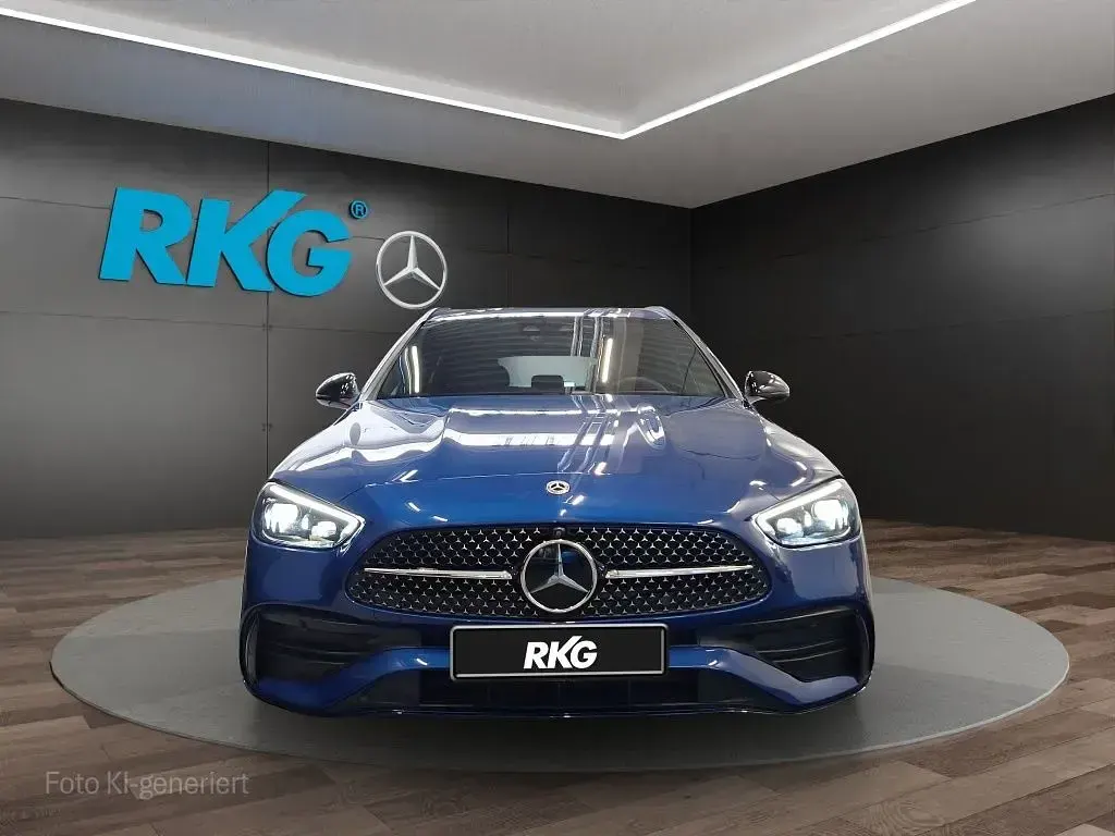 Gebraucht Mercedes C300 AMG 259 PS (190 kW) 2025 Blau Limousine