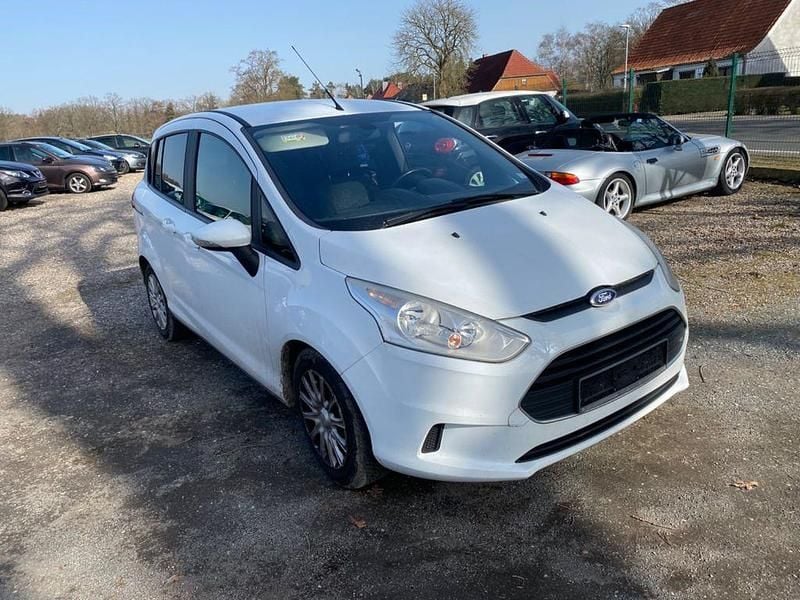 Gebraucht Ford B-MAX Trend 101 PS (74 kW) 2015 Weiß Van / Kleinbus