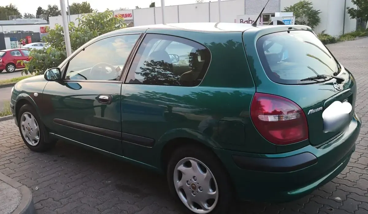 Brugt Nissan Almera 90 HK (66 kW) 2000 Blå Sedan