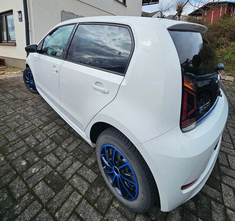 Gebraucht VW e-up! 60 kW (82 PS) 2017 Weiß Kleinwagen