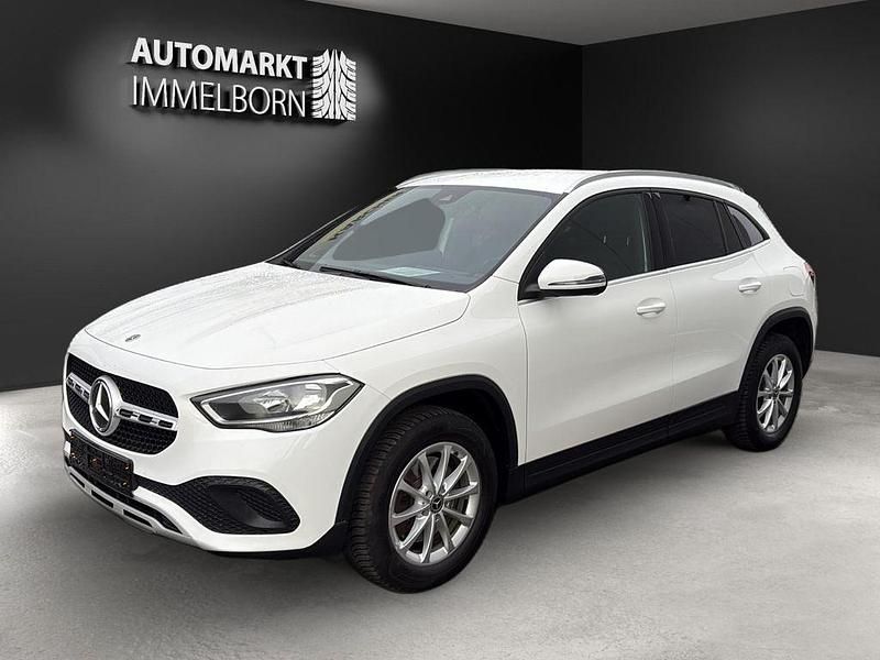 Gebraucht Mercedes GLA250 218 PS (160 kW) 2021 Weiß SUV