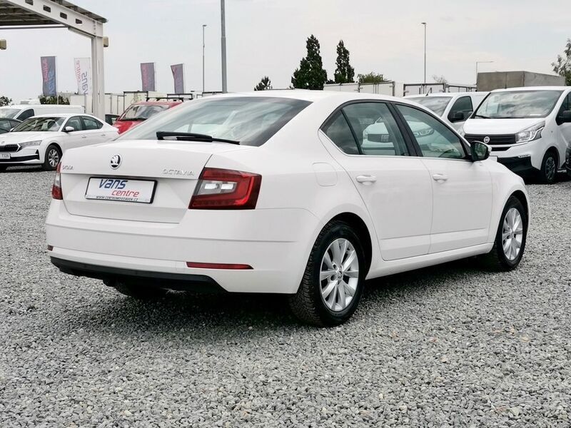 Gebraucht Skoda Octavia Style 116 PS (85 kW) 2018 Weiß Limousine