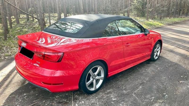 Gebraucht Audi A3 Cabriolet Attraction 125 PS (91 kW) 2014 Rot Cabrio