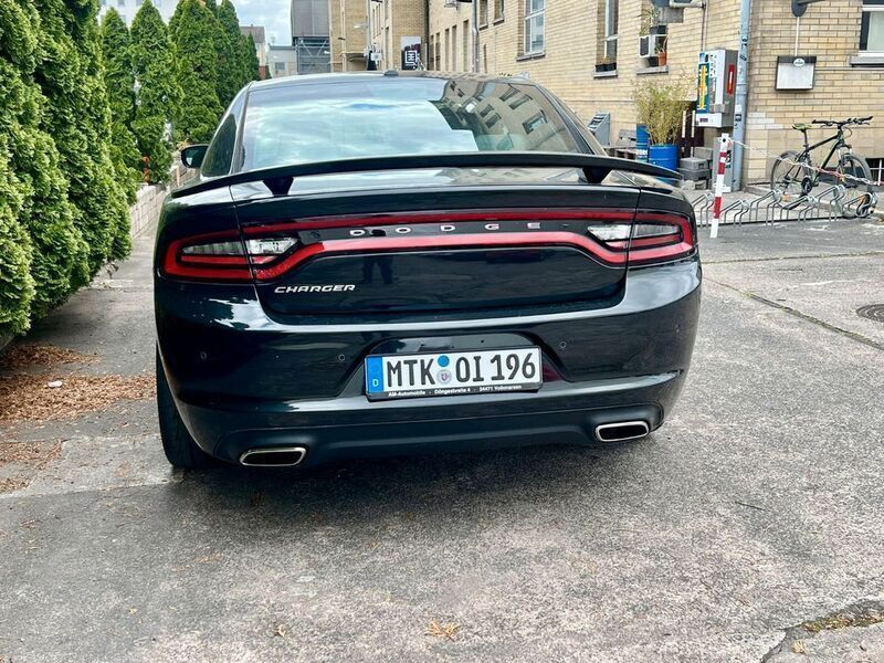 Gebraucht Dodge Charger 296 PS (217 kW) 2016 Schwarz Limousine