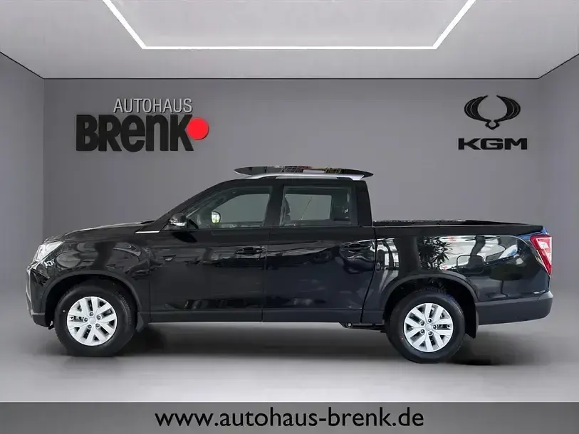 Neu KGM Musso 203 PS (149 kW) 2025 Schwarz Limousine
