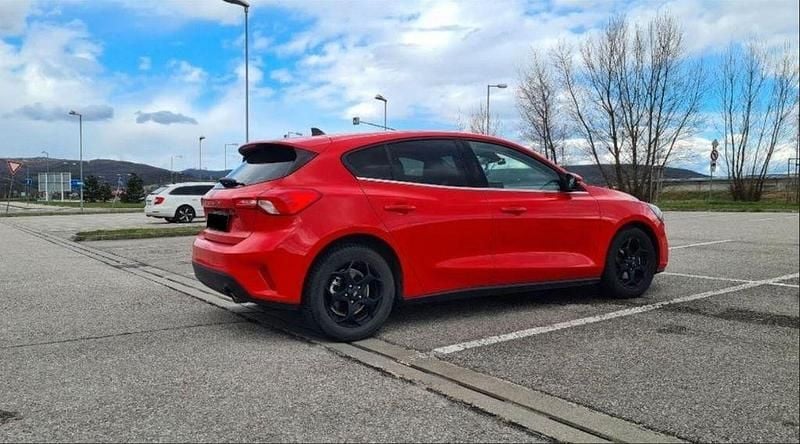 Gebraucht Ford Focus Active 125 PS (91 kW) 2021 Rot Limousine