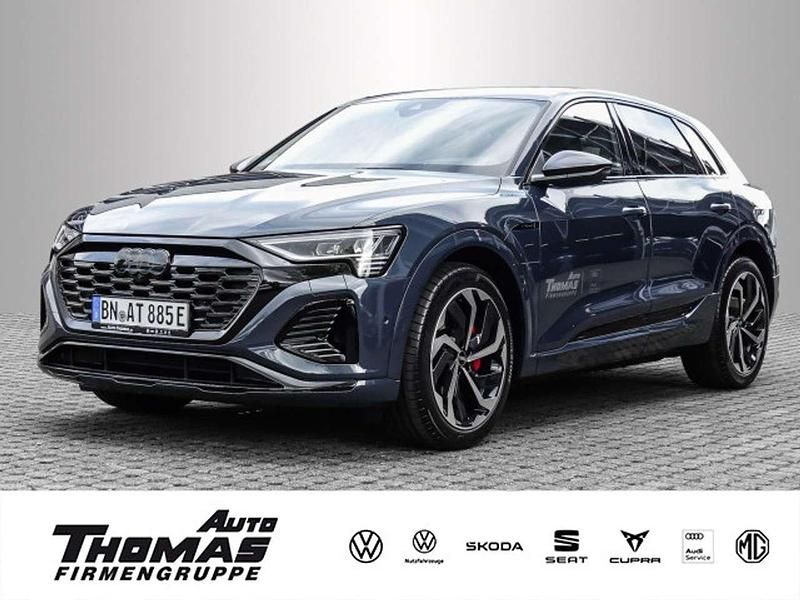 Plasmablau metallic Gebraucht 2024 Audi Q8 e-tron S-Line SUV | 68.980 € (Teuer) - Bild 1/3