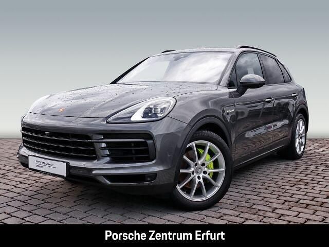 Quarzitgraumetallic Gebraucht 2021 Porsche Cayenne SUV | 74.890 € (Etwas zu teuer) - Bild 1/2