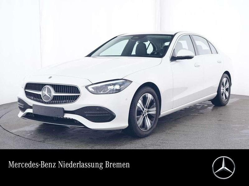 Weiß Gebraucht 2024 Mercedes C180 Avantgarde Limousine | 34.370 € (Superpreis) - Bild 1/3