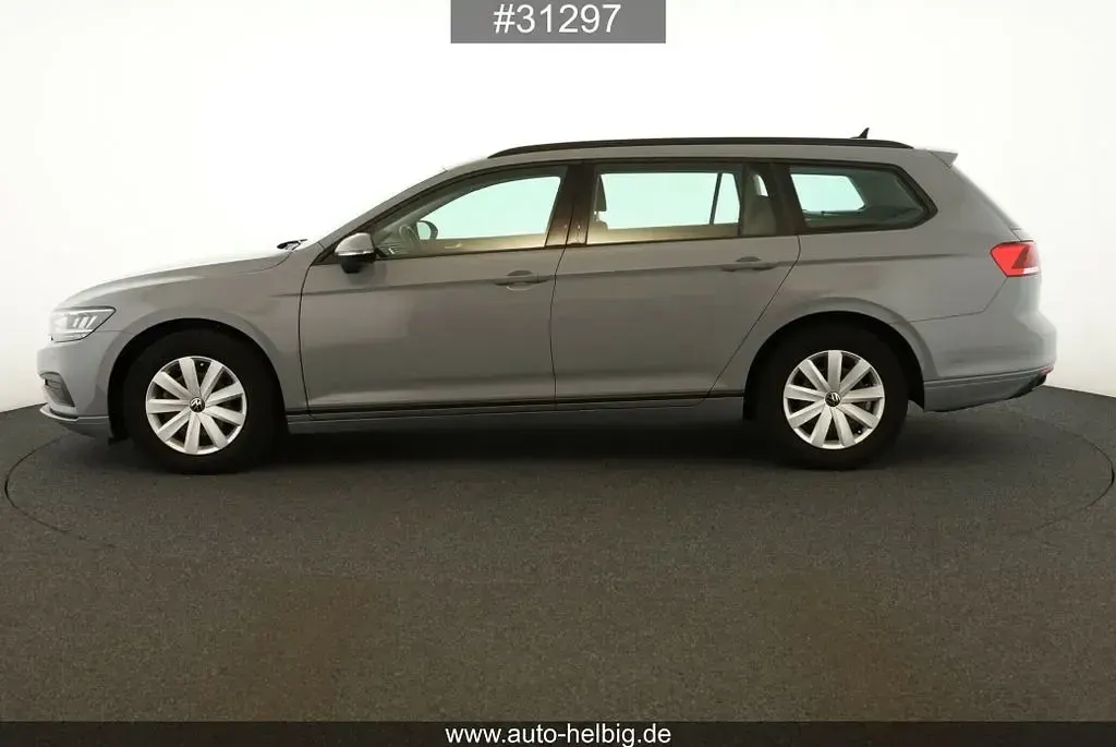 Gebraucht VW Passat Conceptline 150 PS (110 kW) 2023 Grau Kombi