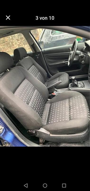 Second-hand VW Passat 101 CP (74 kW) 2000 Albastru Break