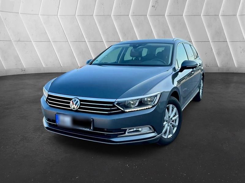 Grau Gebraucht 2015 VW Passat Highline Kombi | 13.800 € (Etwas zu teuer) - Bild 1/4