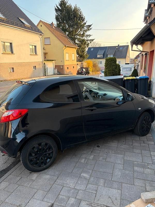 Gebraucht Mazda 2 75 PS (55 kW) 2008 Schwarz Kleinwagen