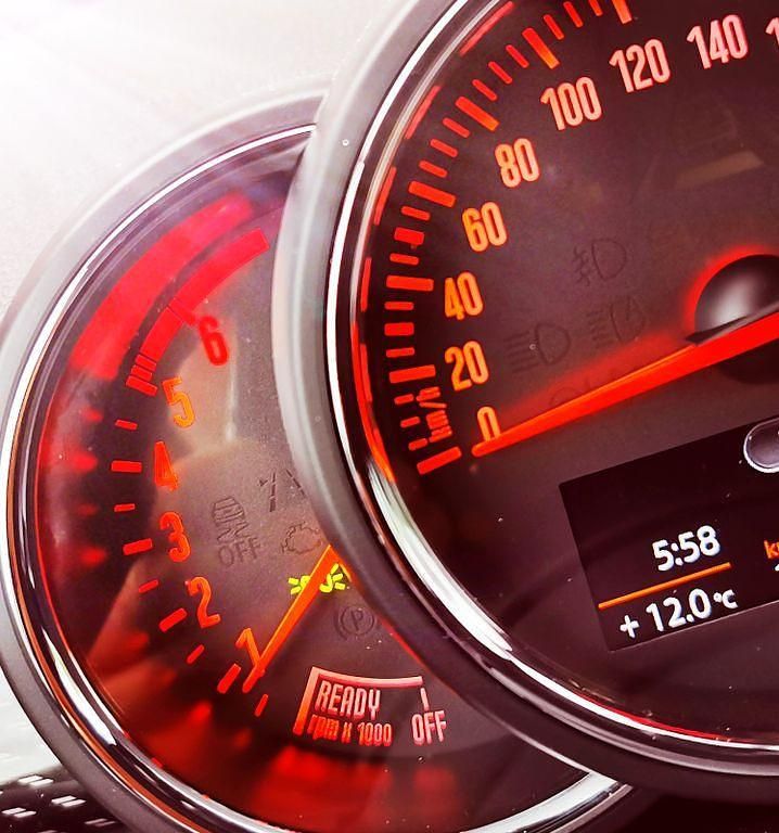 Second-hand Mini Cooper SD 170 CP (125 kW) 2015 Albastru Hatchback