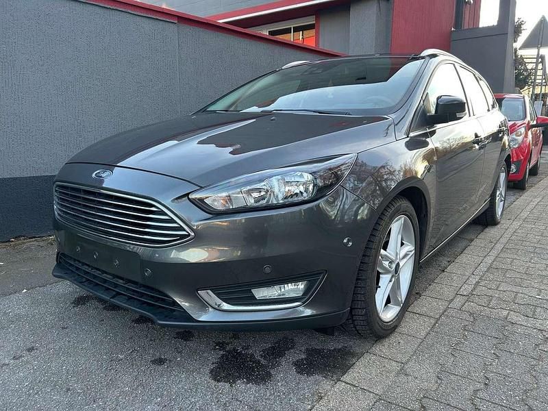 Gebraucht Ford Focus Titanium 150 PS (110 kW) 2018 Magneticgrau (metallic) Kombi