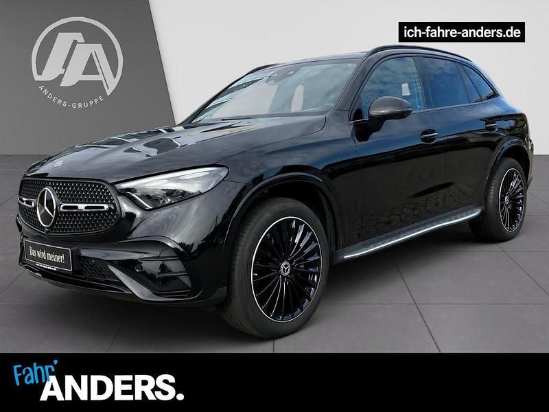 Obsidianschwarz Gebraucht 2024 Mercedes GLC300e AMG SUV | 68.724 € (Teuer) - Bild 1/1