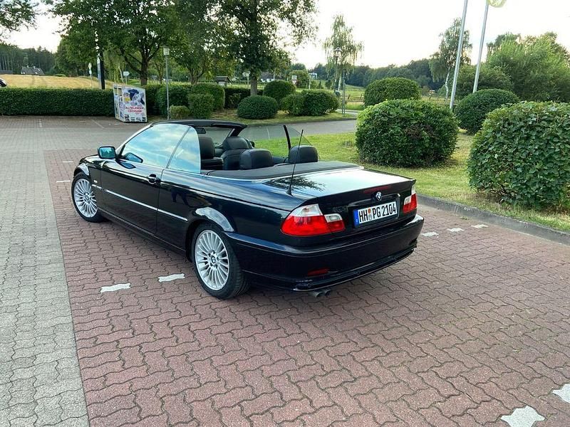 Schwarz Gebraucht 2002 BMW 325 Cabrio | 14.000 € - Bild 1/4