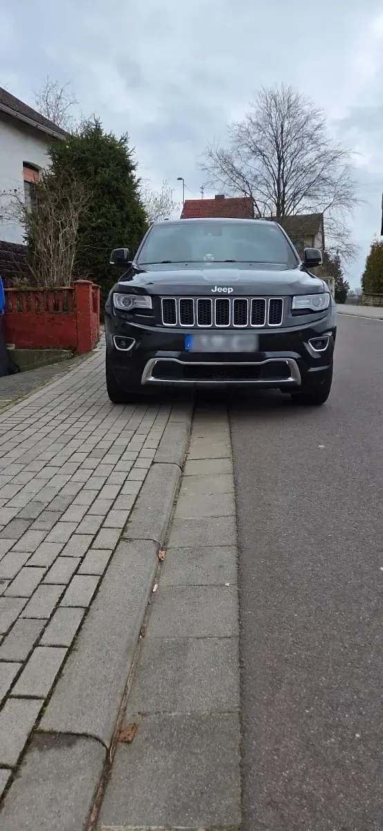 Gebraucht Jeep Grand Cherokee 269 PS (197 kW) 2013 Schwarz SUV