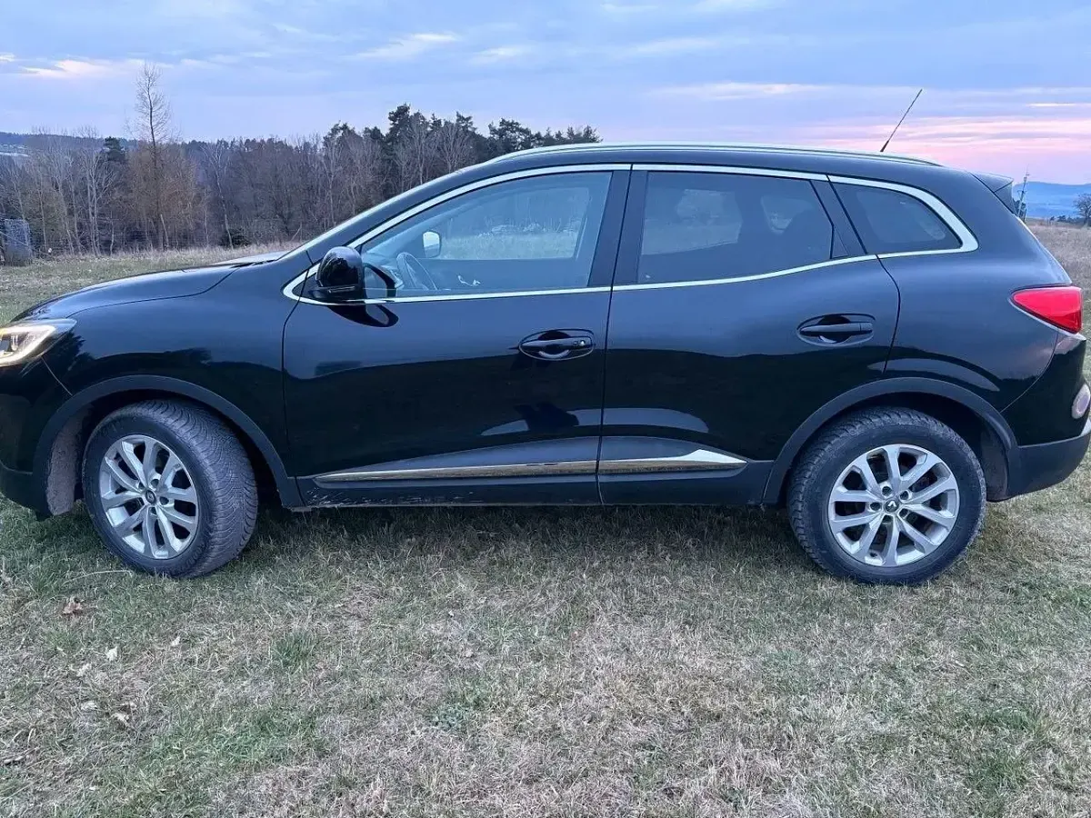 Używany Renault Kadjar Crossborder 131 KM (96 kW) 2016 Czarny SUV