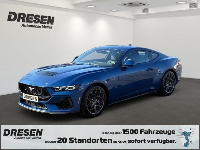 Neu Ford Mustang GT Fastback 446 PS (328 kW) 2026 Blau Limousine