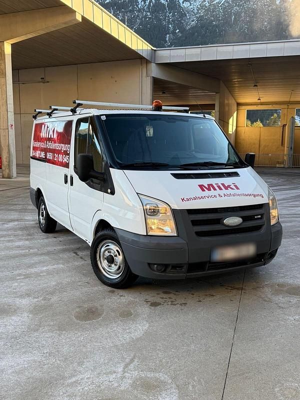 Weiß Gebraucht 2009 Ford Transit Van / Kleinbus | 5.350 € (Teuer) - Bild 1/4