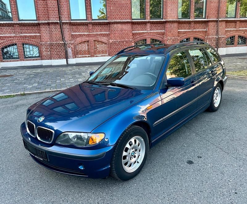 Braun Gebraucht 2004 BMW 316 Kombi | 1.950 € (Guter Preis) - Bild 1/4