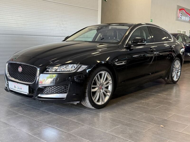 Gebraucht Jaguar XF Prestige 301 PS (221 kW) 2017 Schwarz Limousine