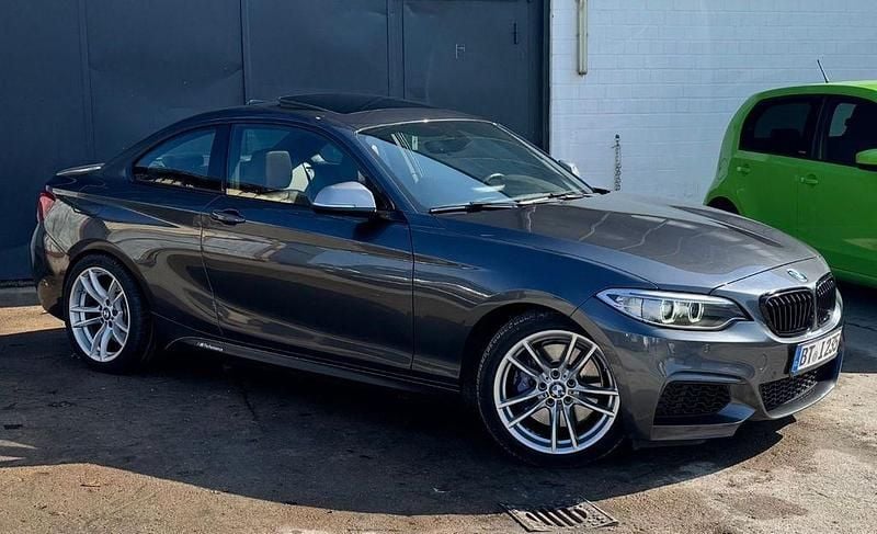 Gebraucht BMW M235 M Performance 326 PS (239 kW) 2015 Grau Coupé