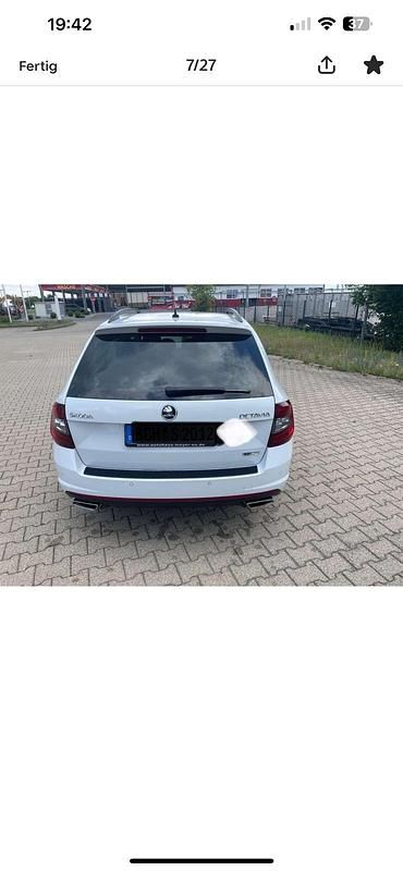 Weiß Gebraucht 2020 Skoda Octavia RS Kombi | 24.000 € (Superpreis) - Bild 1/4