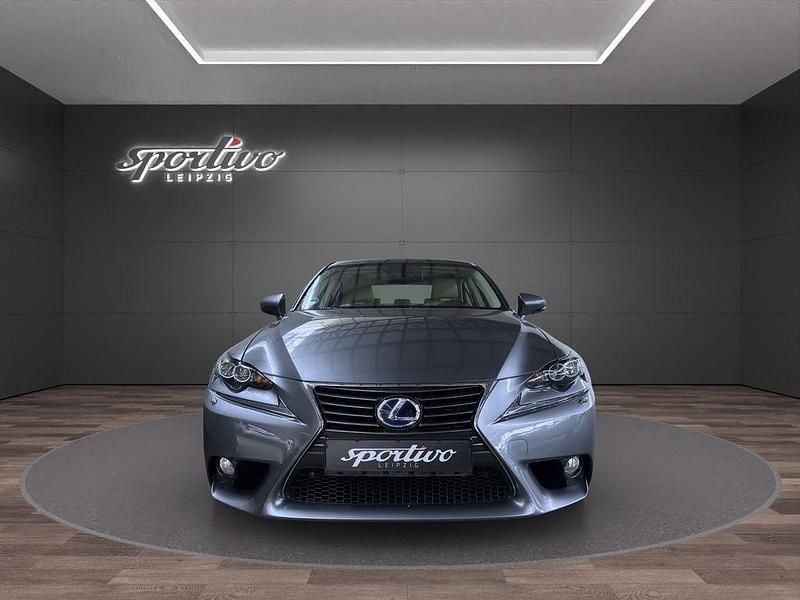 Gebraucht Lexus IS300h 181 PS (133 kW) 2013 Grau Limousine