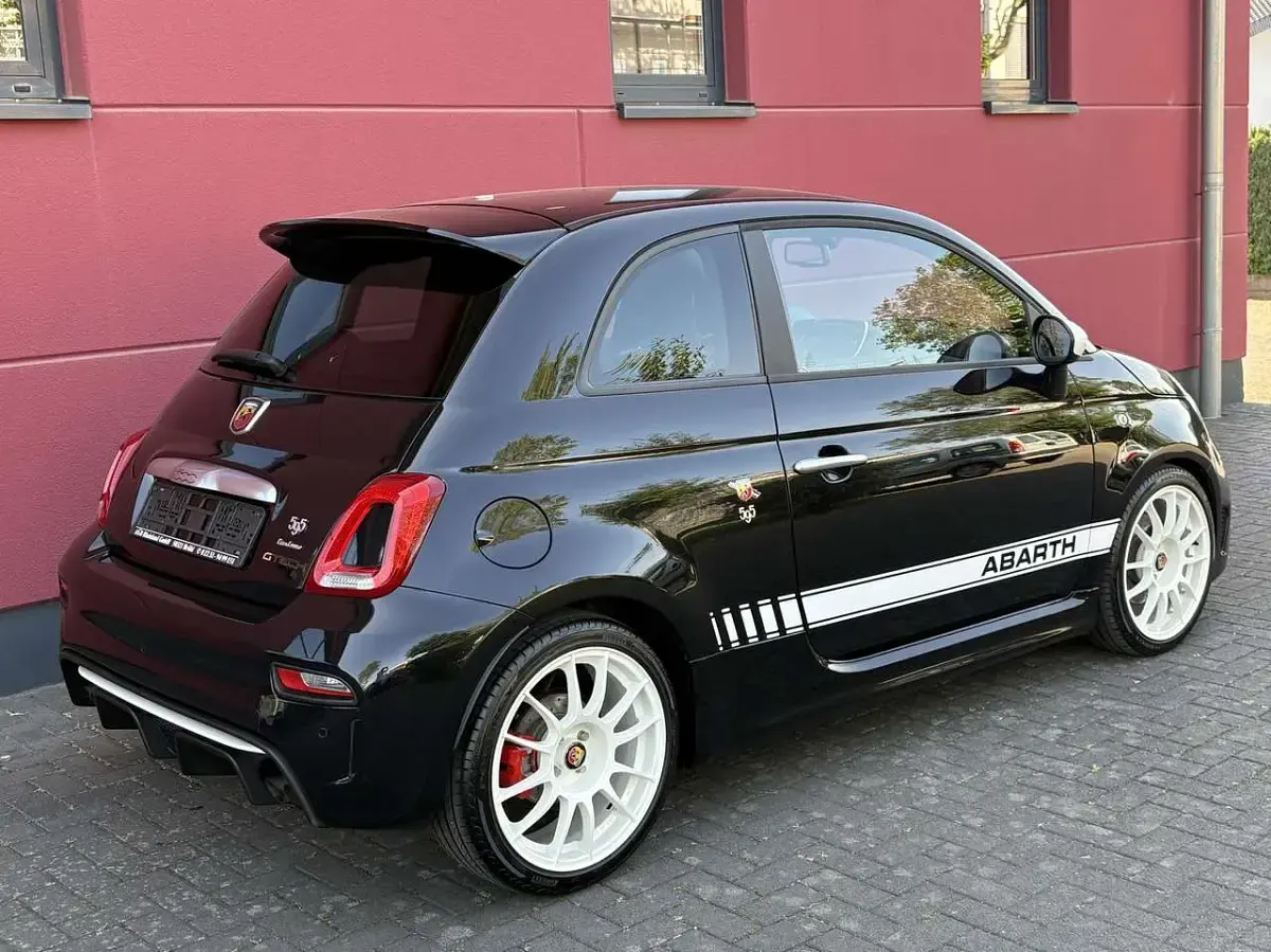 Gebraucht Abarth 595 Turismo 200 PS (147 kW) 2018 Scorpioneschwarz** Kleinwagen