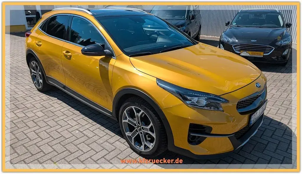 Używany Kia XCeed Launch Edition 204 KM (150 kW) 2019 Żółty SUV
