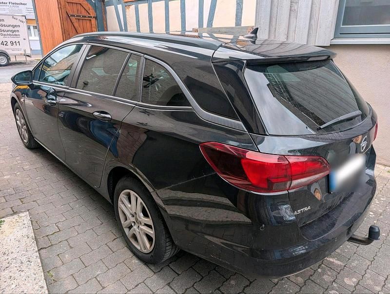 Gebraucht Opel Astra 136 PS (100 kW) 2016 Schwarz Kombi