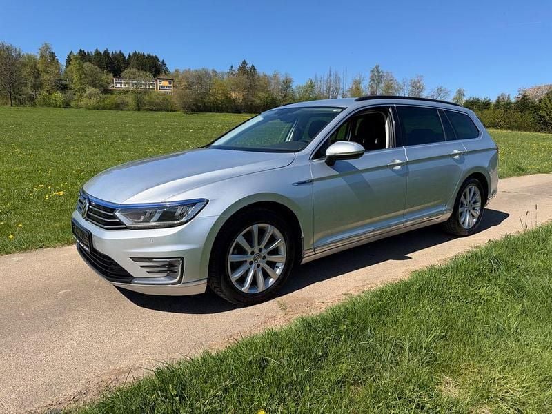 Gebraucht VW Passat GTE 218 PS (160 kW) 2017 Silber Kombi