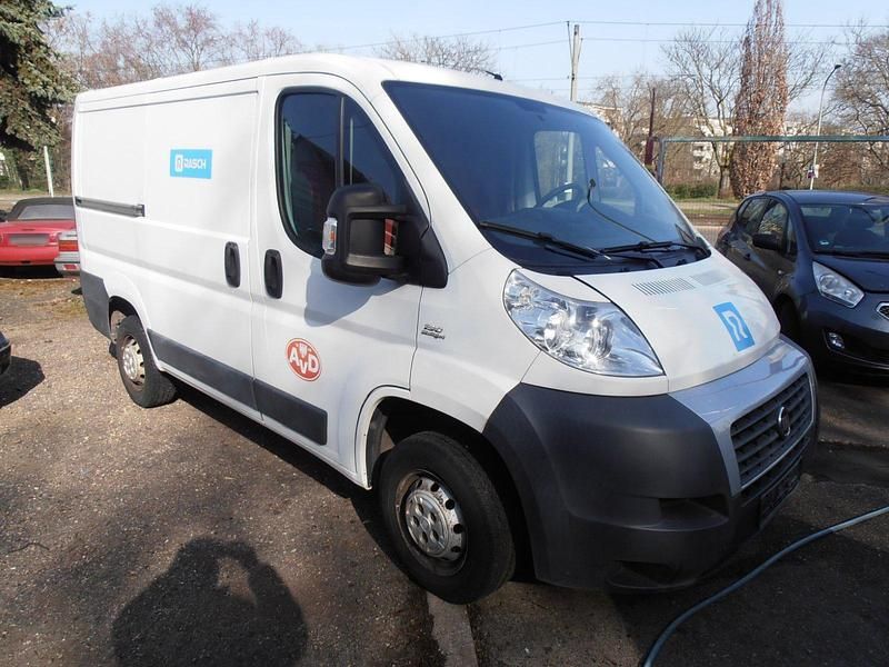 Gebraucht Fiat Ducato 130 PS (95 kW) 2013 Weiß Van