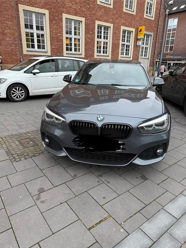 Gebraucht BMW 120 200 PS (147 kW) 2019 Grau Kleinwagen
