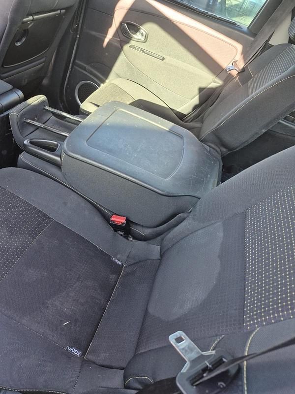 Gebraucht Renault Mégane III 101 PS (74 kW) 2010 Silber