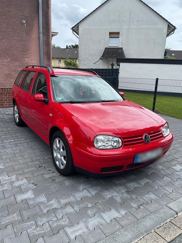 Rot Gebraucht 2005 VW Golf IV Kombi | 2.500 € - Bild 1/4