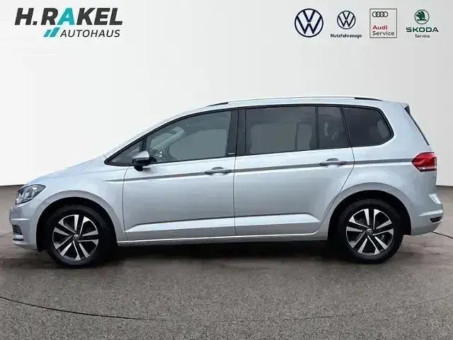 Gebraucht VW Touran United 122 PS (89 kW) 2021 Silber Van / Kleinbus
