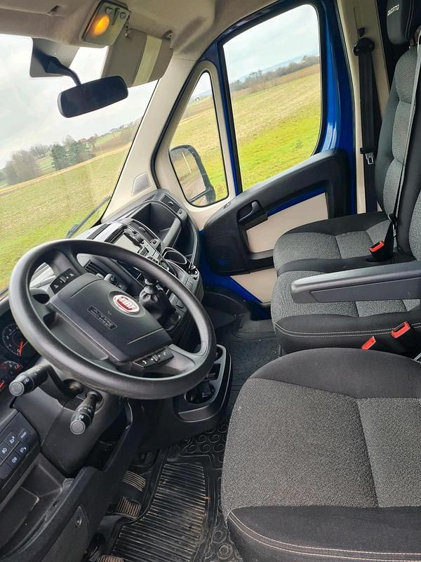 Gebraucht Fiat Ducato 177 PS (130 kW) 2017 Blau Van